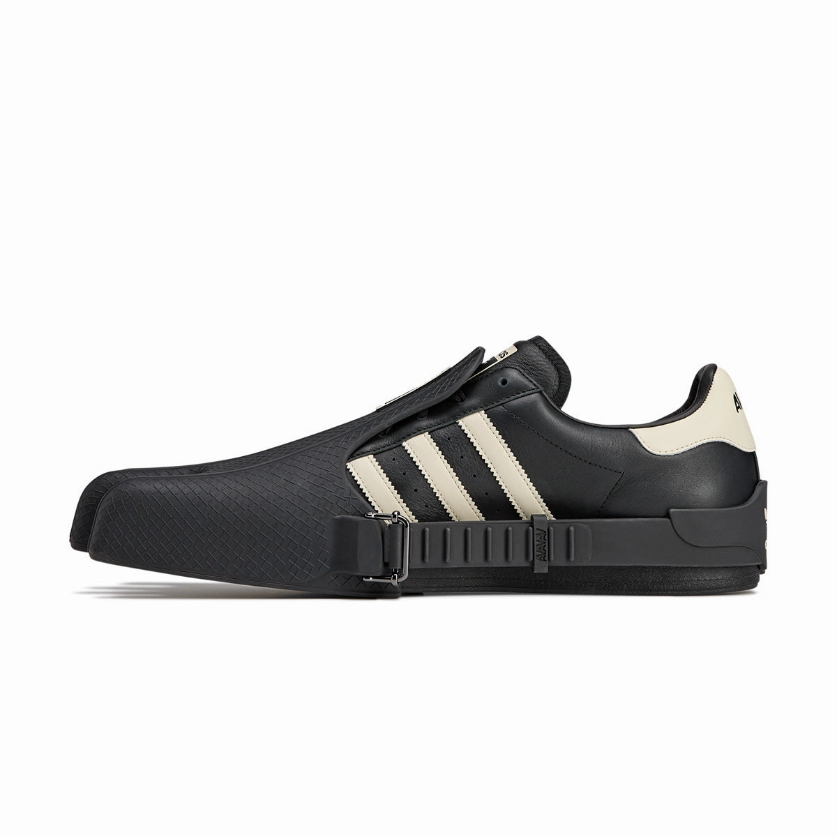   Avavav Superfinger Superstar 'Core Black Cream'