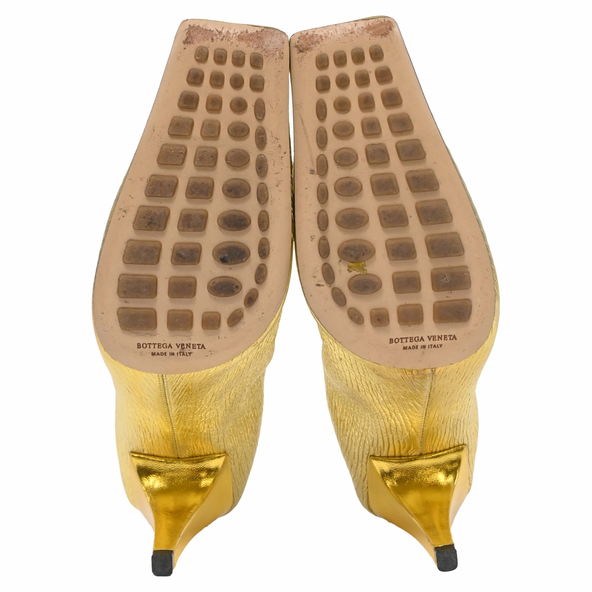 Bottega Veneta Crunch Sharpei Pumps in Gold Leather