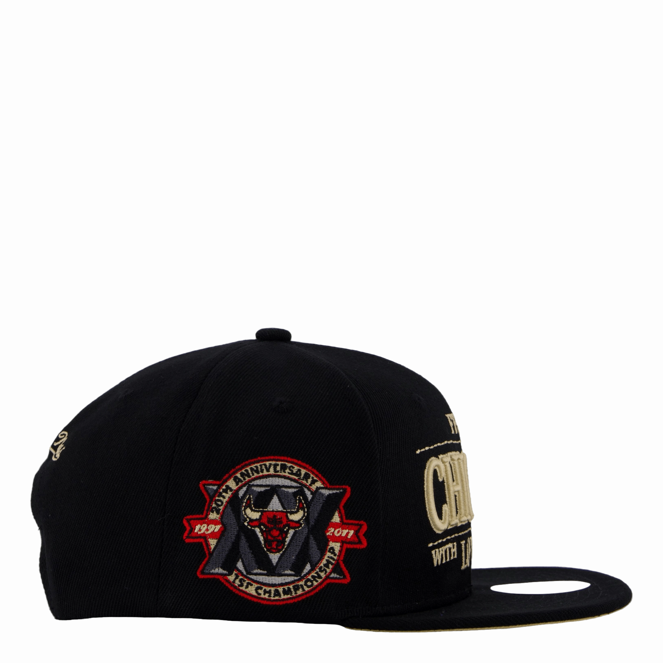 Bulls With Love Snapback HWC