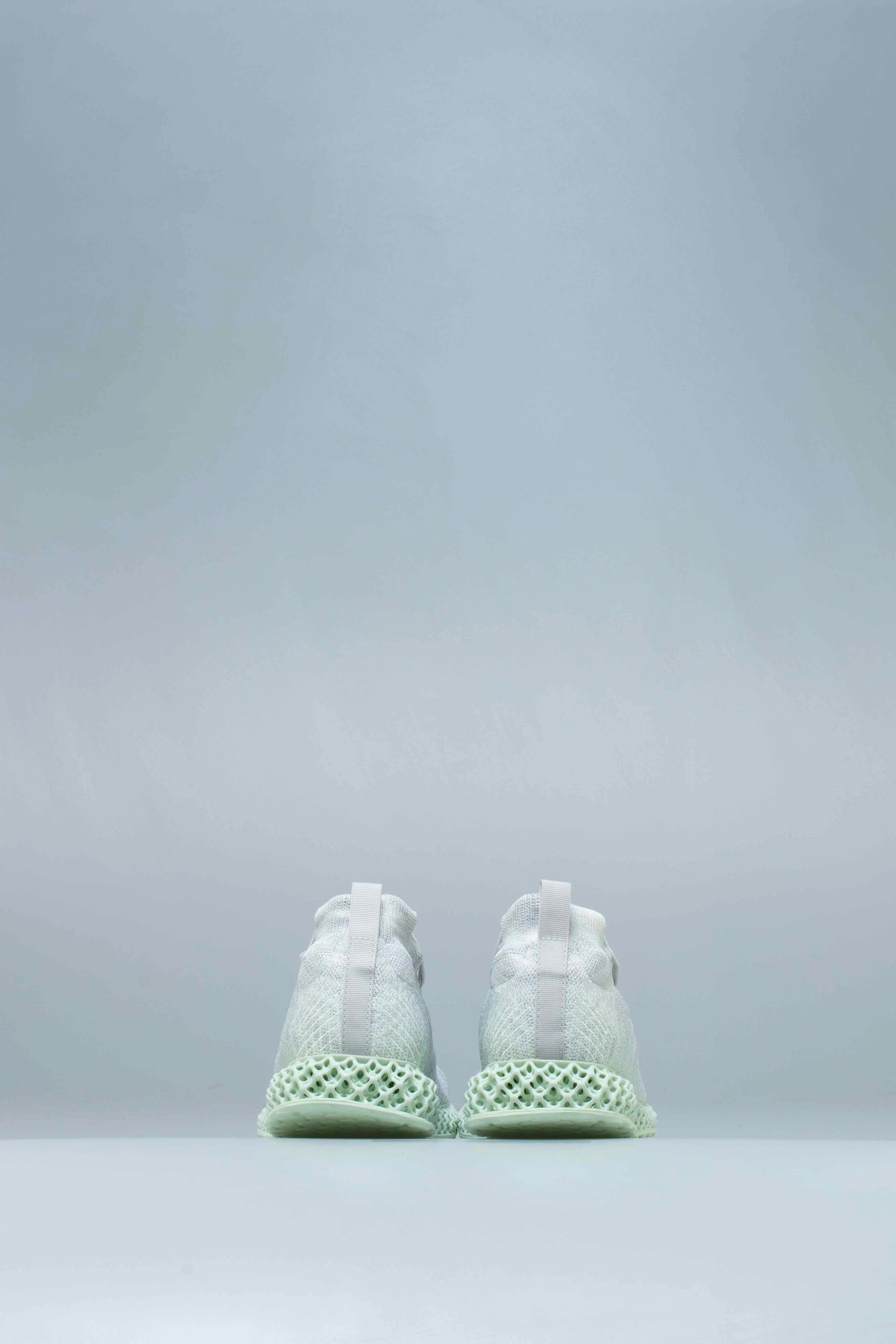Consortium Runner Mid 4D Mens Running Shoe - White