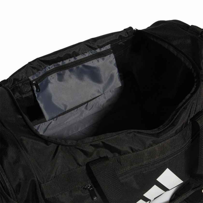 Defender IV Medium Duffel