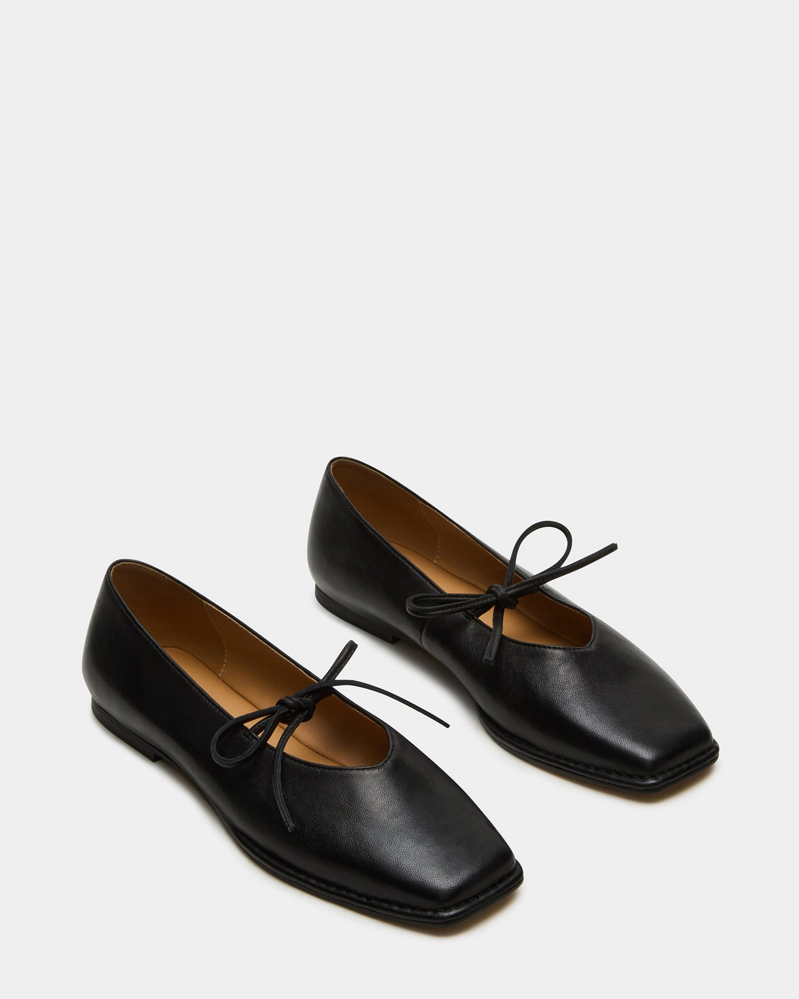 LOLA BLACK LEATHER