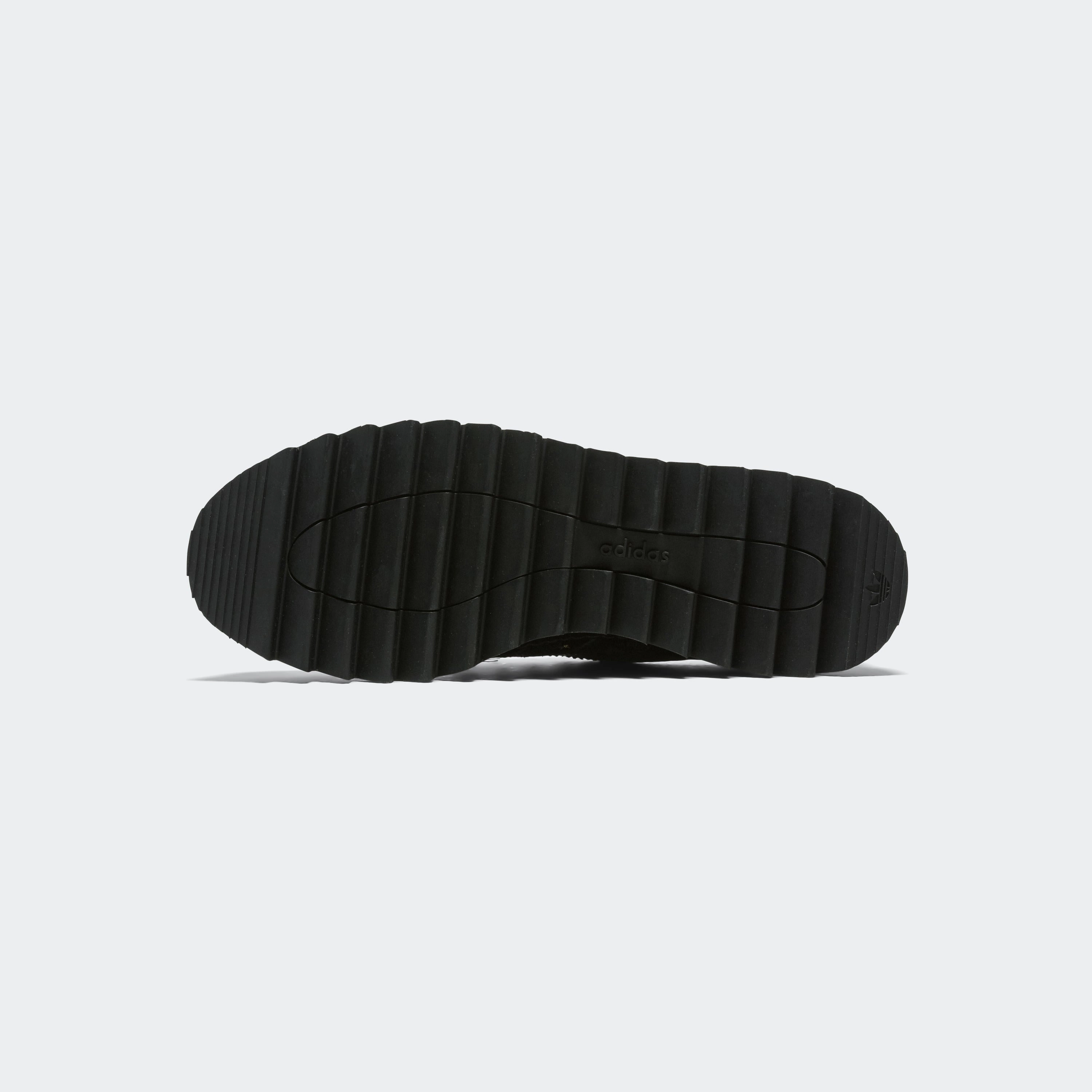 Superstar LNY by Edison Chen x CLOT - Core Black/Carbon-Gold Metallic