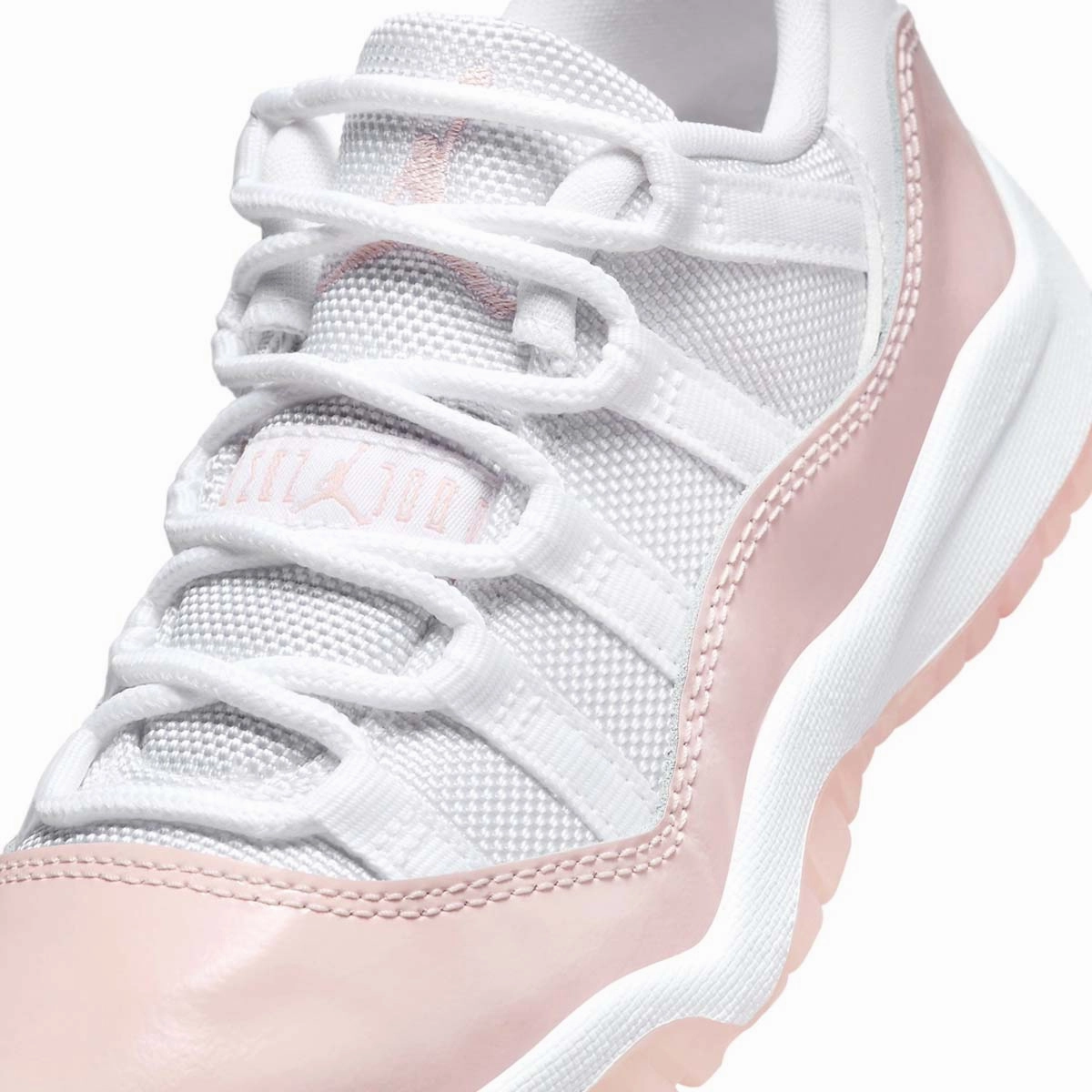 Wmns Air Jordan 11 Low 'Legend Pink'