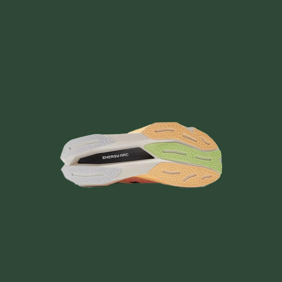 Women's New Balance FuelCell SuperComp Elite v4